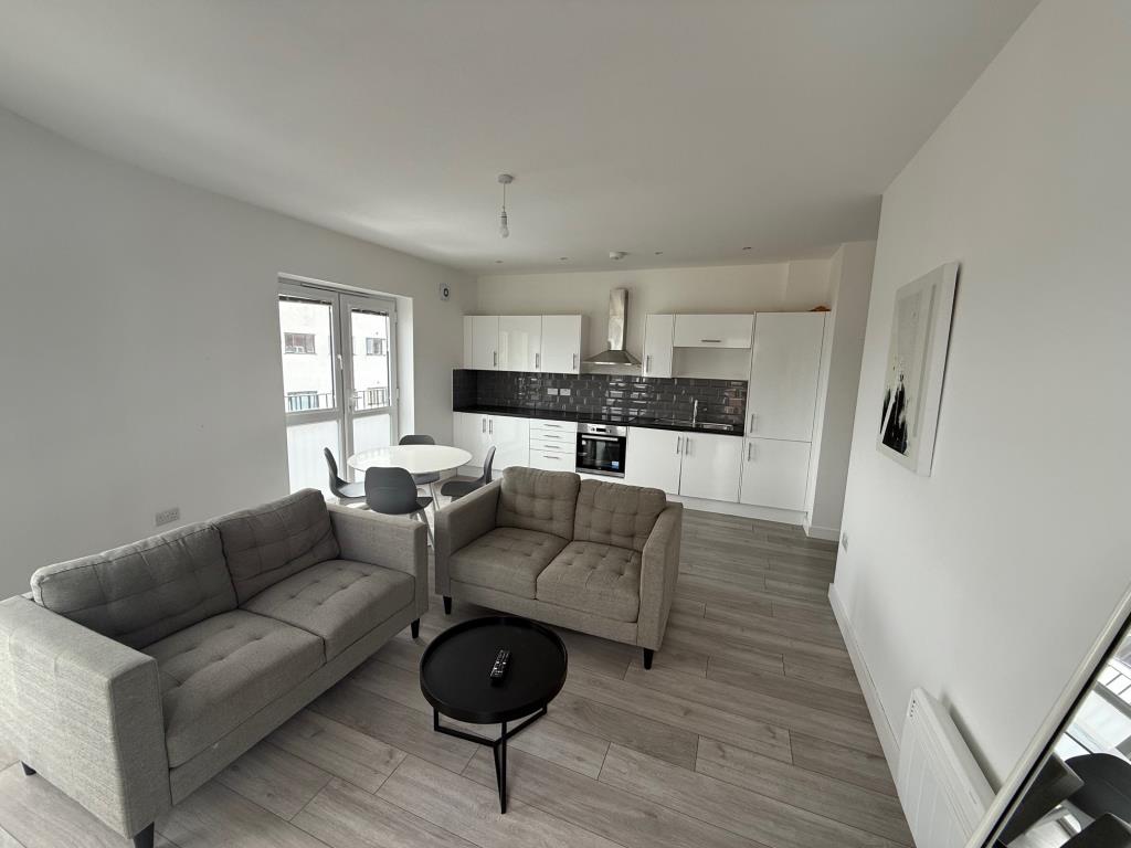 Lot: 128 - FLAT FOR INVESTMENT - Open plan kitchen living room with modern fitted kitchen